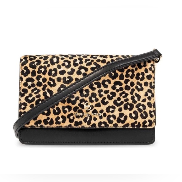 Michael Kors Handbags - Michael Kors Jet Set Charm Small Phone Crossbody